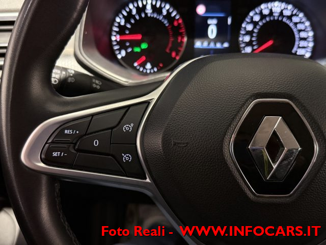 RENAULT Clio usata, con Luci diurne LED