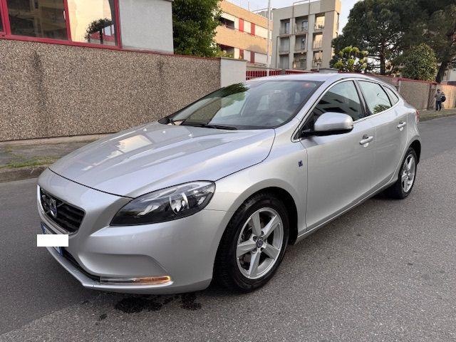 VOLVO V40 usata, con Cronologia tagliandi