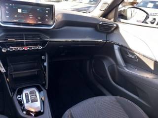 PEUGEOT 2008 usata, con Airbag testa