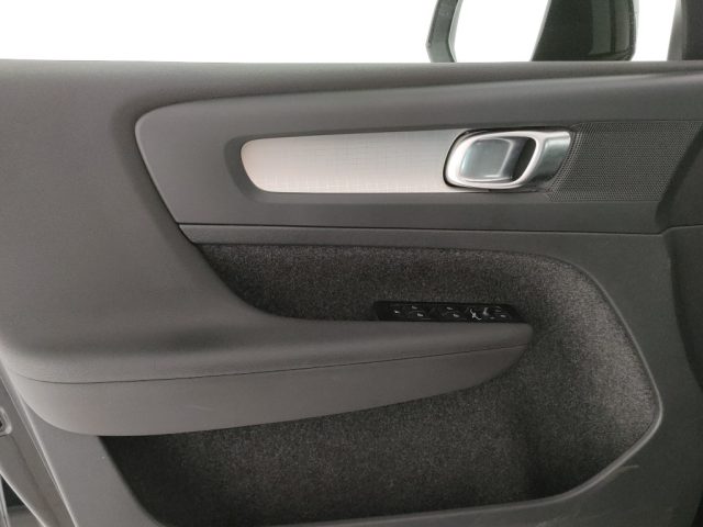 VOLVO XC40 usata, con Controllo automatico clima