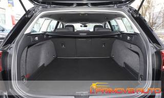 VOLKSWAGEN Passat Variant usata, con Controllo trazione