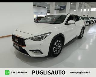 INFINITI Q30 usata, con Airbag laterali