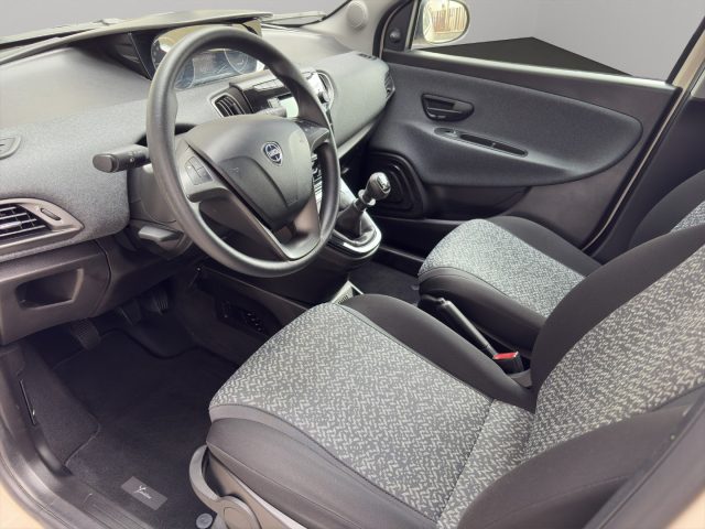 LANCIA Ypsilon usata 9