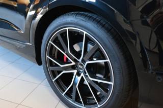 AUDI Q8 usata 24