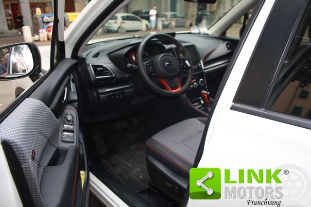SUBARU Forester usata, con Park Distance Control