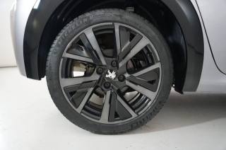 PEUGEOT 208 usata, con Autoradio