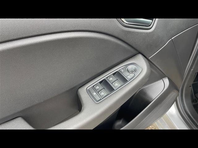 RENAULT Clio usata, con Hill holder