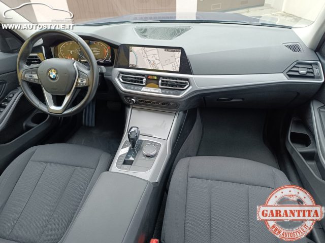 BMW 320 usata, con Apple CarPlay