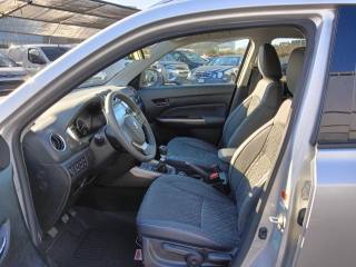 SUZUKI Vitara usata, con Autoradio
