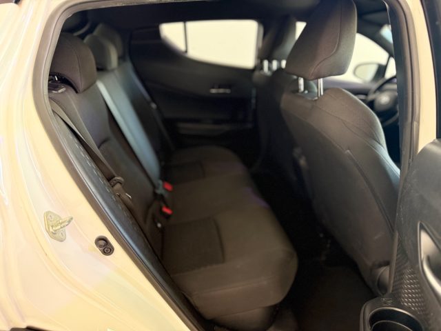 TOYOTA C-HR usata 14