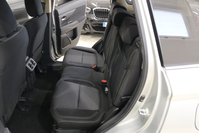 MITSUBISHI Outlander usata, con Controllo elettronico della corsia