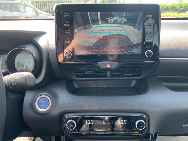 MAZDA 2 usata, con Touch screen