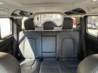 LAND ROVER Defender usata, con Sensori di parcheggio anteriori