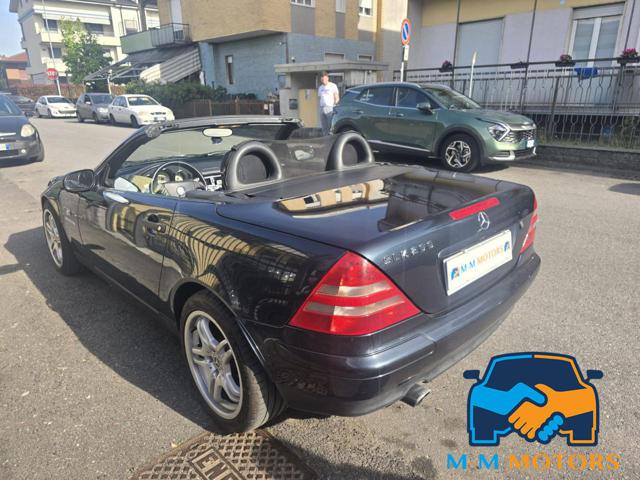 MERCEDES-BENZ SLK 200 usata, con Antifurto
