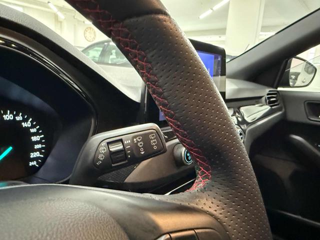 FORD Focus usata, con Sensori di parcheggio anteriori