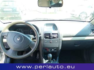 RENAULT Clio usata, con Climatizzatore