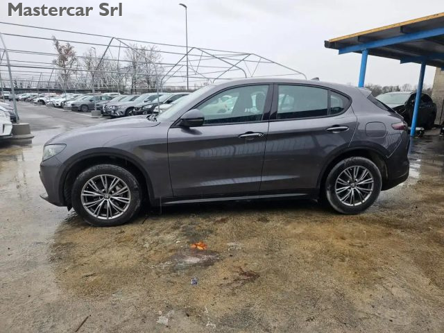 ALFA ROMEO Stelvio usata, con Boardcomputer