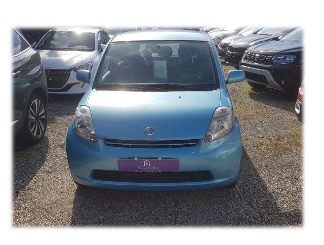 DAIHATSU Sirion usata, con Autoradio
