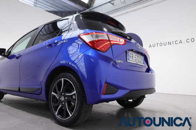 TOYOTA Yaris usata 41