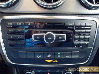 MERCEDES-BENZ GLA 200 usata 31
