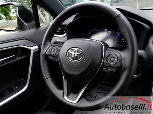 TOYOTA RAV 4 usata, con Sensori di parcheggio anteriori