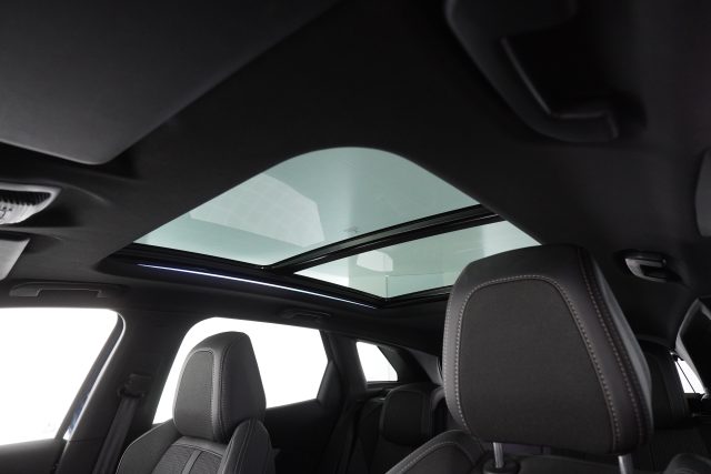 PEUGEOT 3008 usata 9