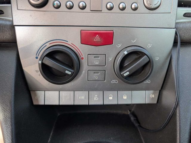 LANCIA Ypsilon usata 13