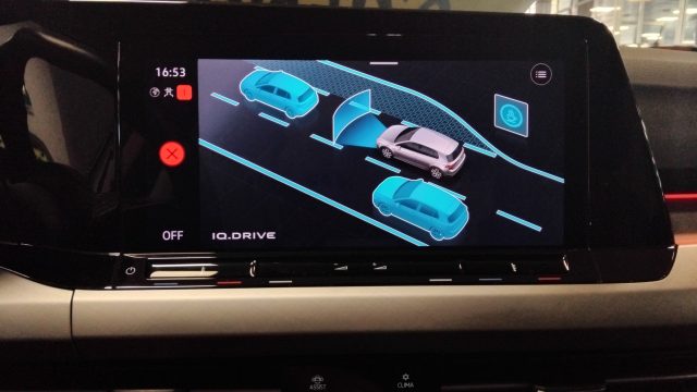 VOLKSWAGEN Golf usata 26
