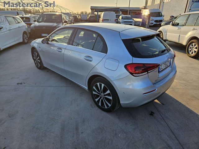 MERCEDES-BENZ A 250 usata, con Alzacristalli elettrici