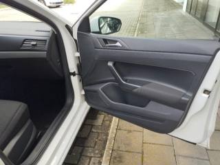 VOLKSWAGEN Polo usata, con USB