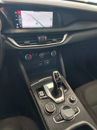 ALFA ROMEO Stelvio usata, con Controllo automatico clima