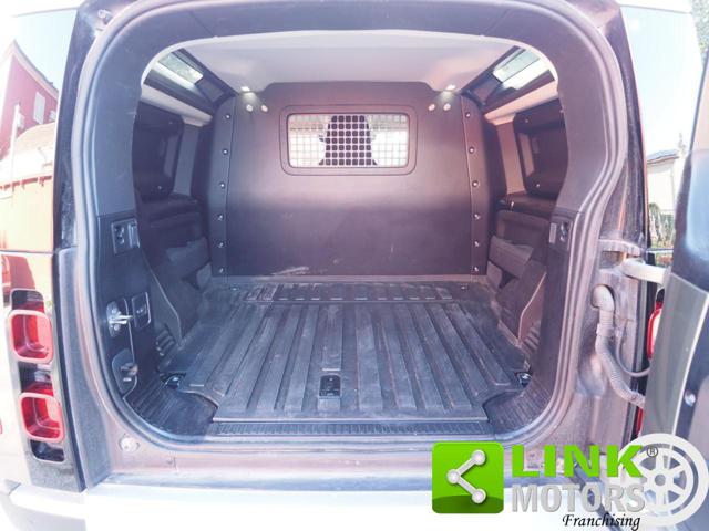 LAND ROVER Defender usata, con Cruise Control