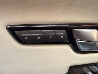 LAND ROVER Range Rover Evoque usata, con Interni in pelle