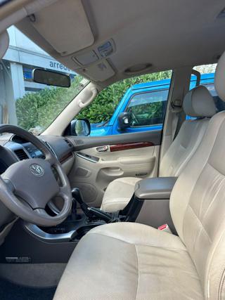 TOYOTA Land Cruiser usata, con Climatizzatore