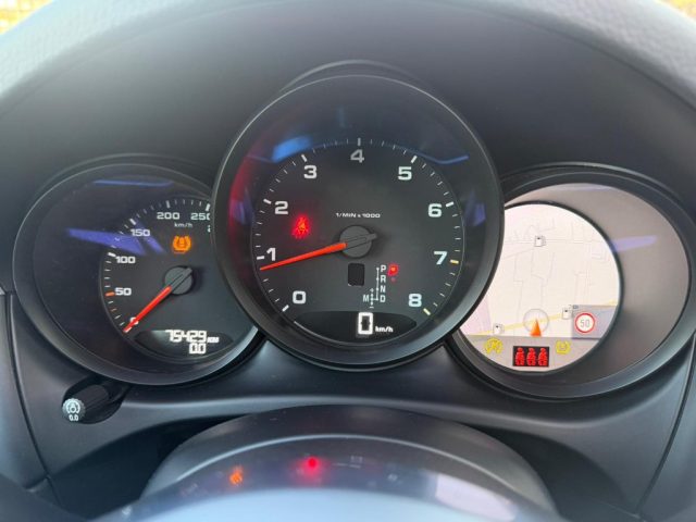 PORSCHE Macan usata, con Sistema di navigazione