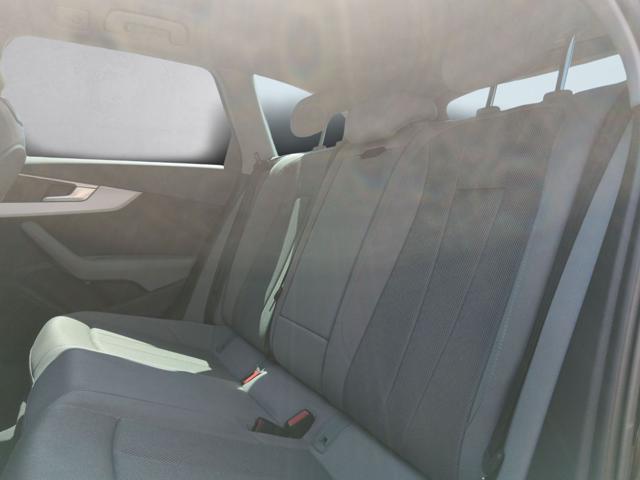 AUDI A4 usata, con Controllo automatico clima