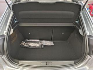 PEUGEOT 208 usata, con Park Distance Control