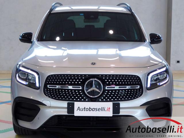 MERCEDES-BENZ GLB 200 usata, con Controllo automatico clima