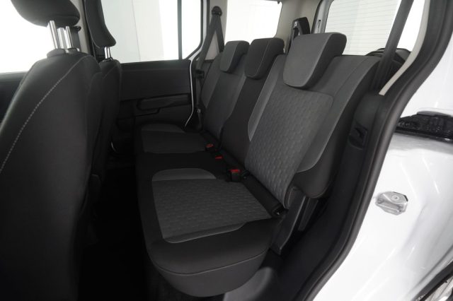 FORD Tourneo Courier usata 9