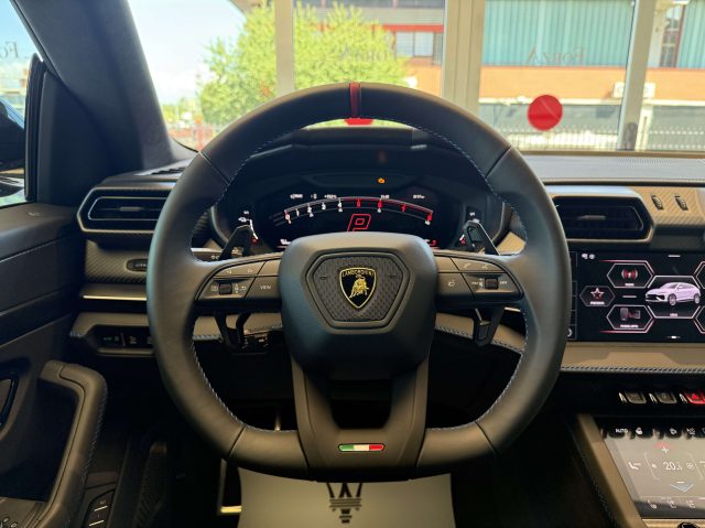 LAMBORGHINI Urus usata, con Boardcomputer