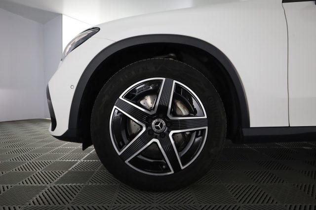 MERCEDES-BENZ GLC 220 usata 7