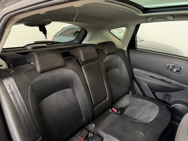 NISSAN Qashqai usata, con Boardcomputer