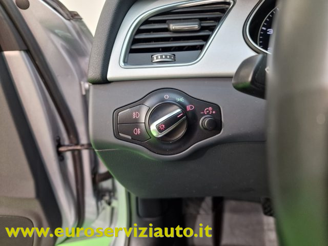 AUDI A4 usata, con Volante multifunzione