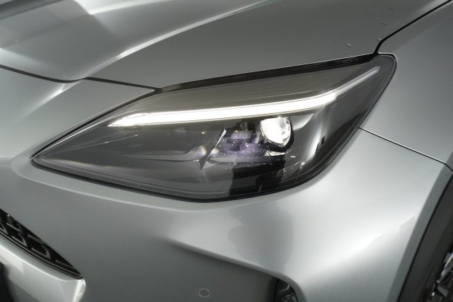 TOYOTA Yaris Cross usata 7