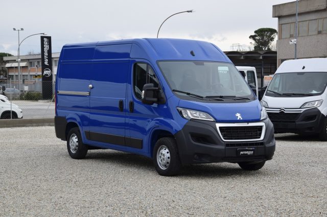 PEUGEOT Boxer usata, con Autoradio