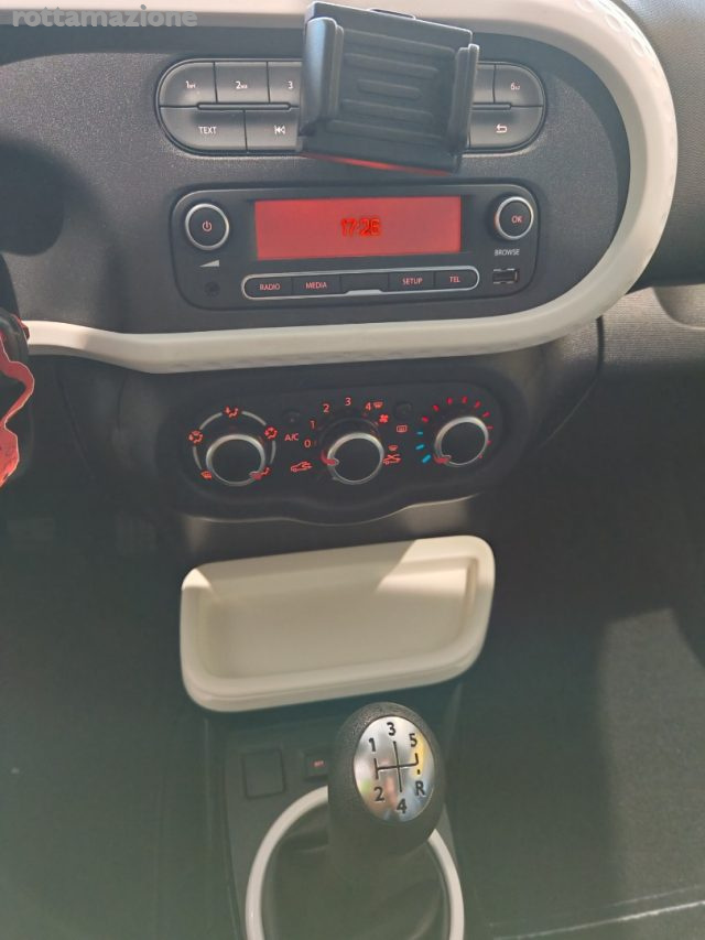 RENAULT Twingo usata 17