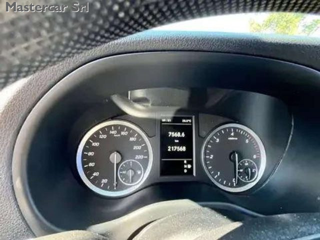MERCEDES-BENZ Vito usata, con ESP