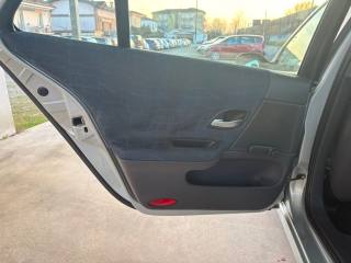 RENAULT Laguna usata 16