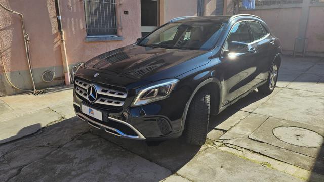 MERCEDES-BENZ GLA 200 usata, con Airbag laterali