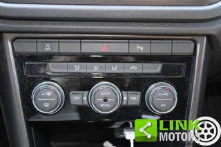 VOLKSWAGEN T-Roc usata, con Autoradio digitale